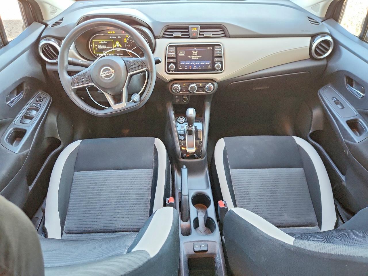 Nissan Versa Sv