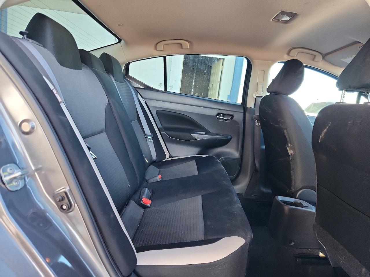 Nissan Versa Sv