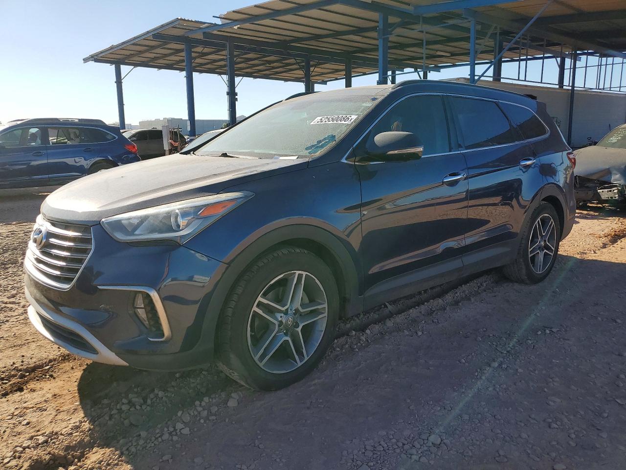 Salvage Hyundai SANTA FE Image