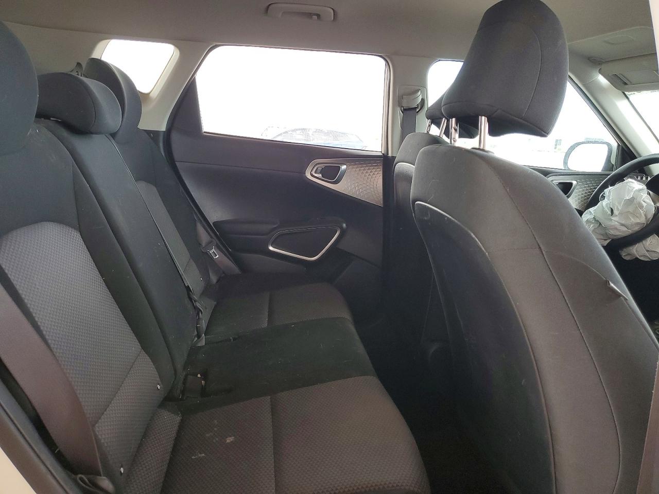 Kia Soul Lx