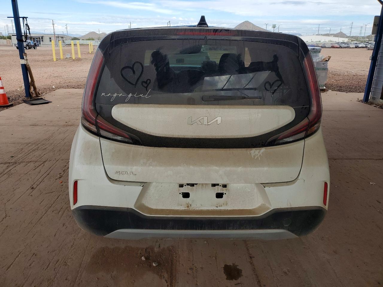 Kia Soul Lx