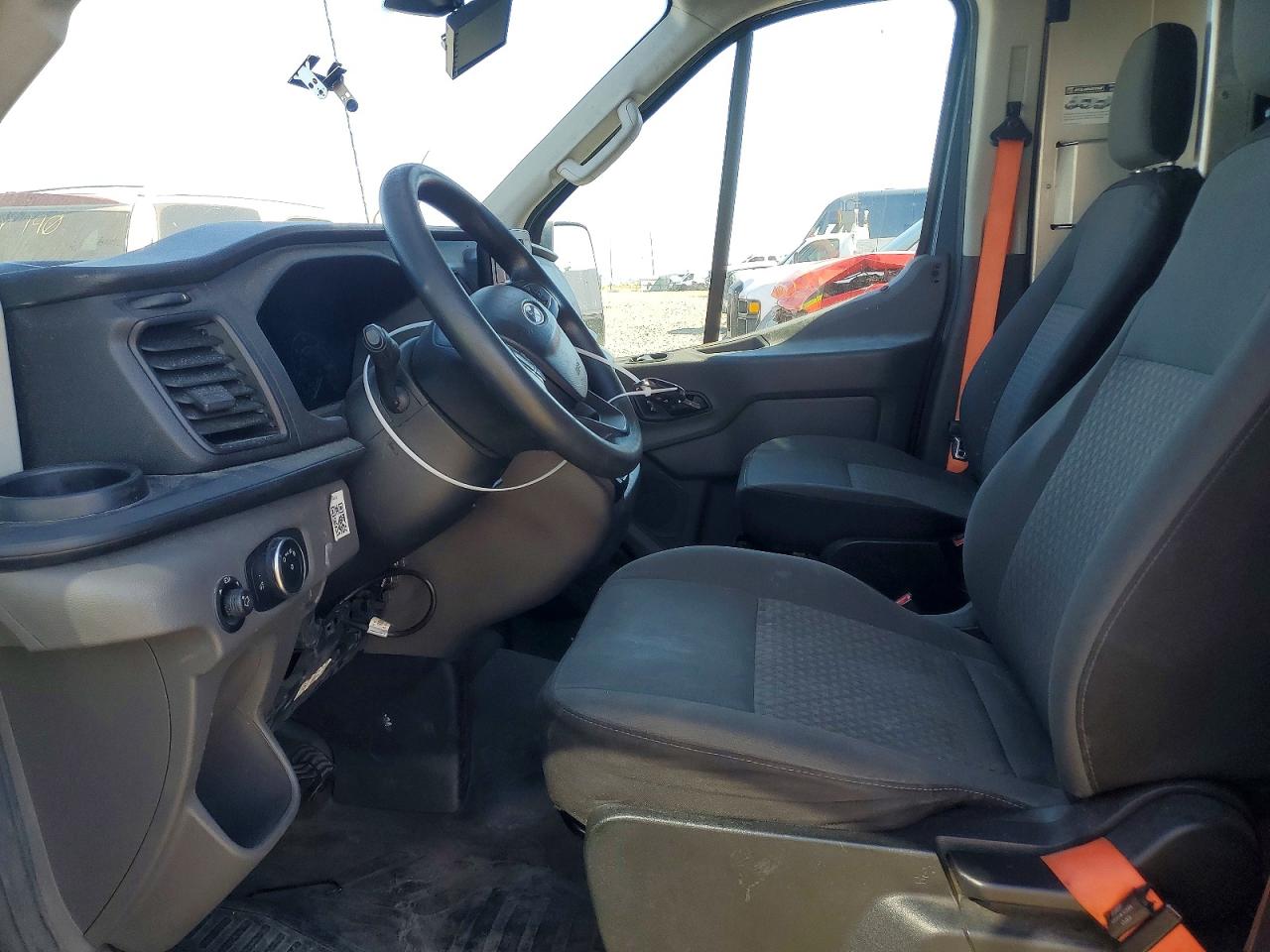Ford Transit T-250