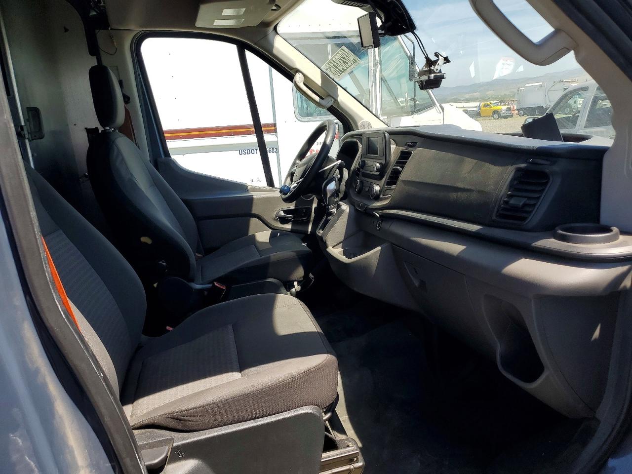 Ford Transit T-250