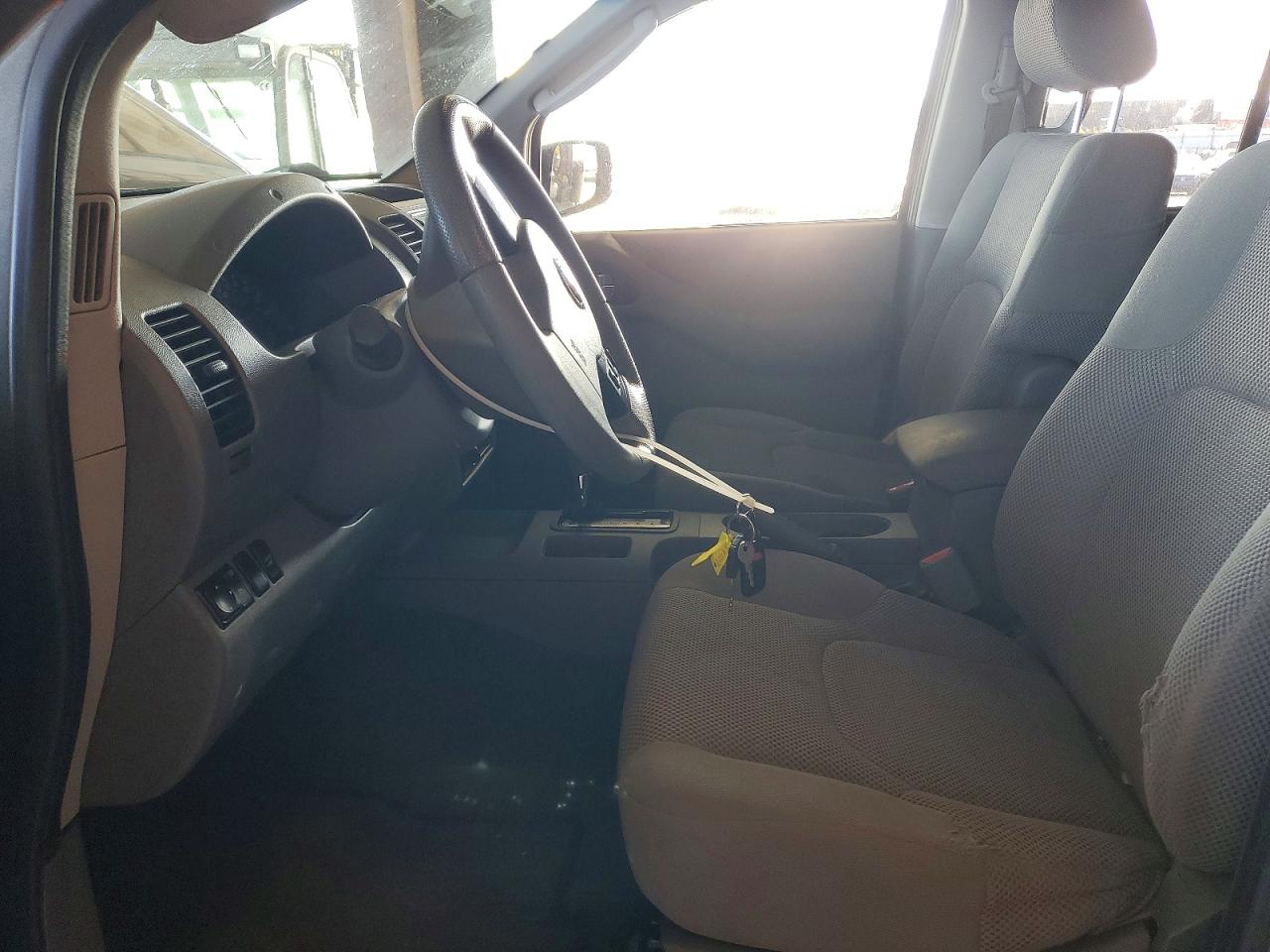 Nissan Frontier Se