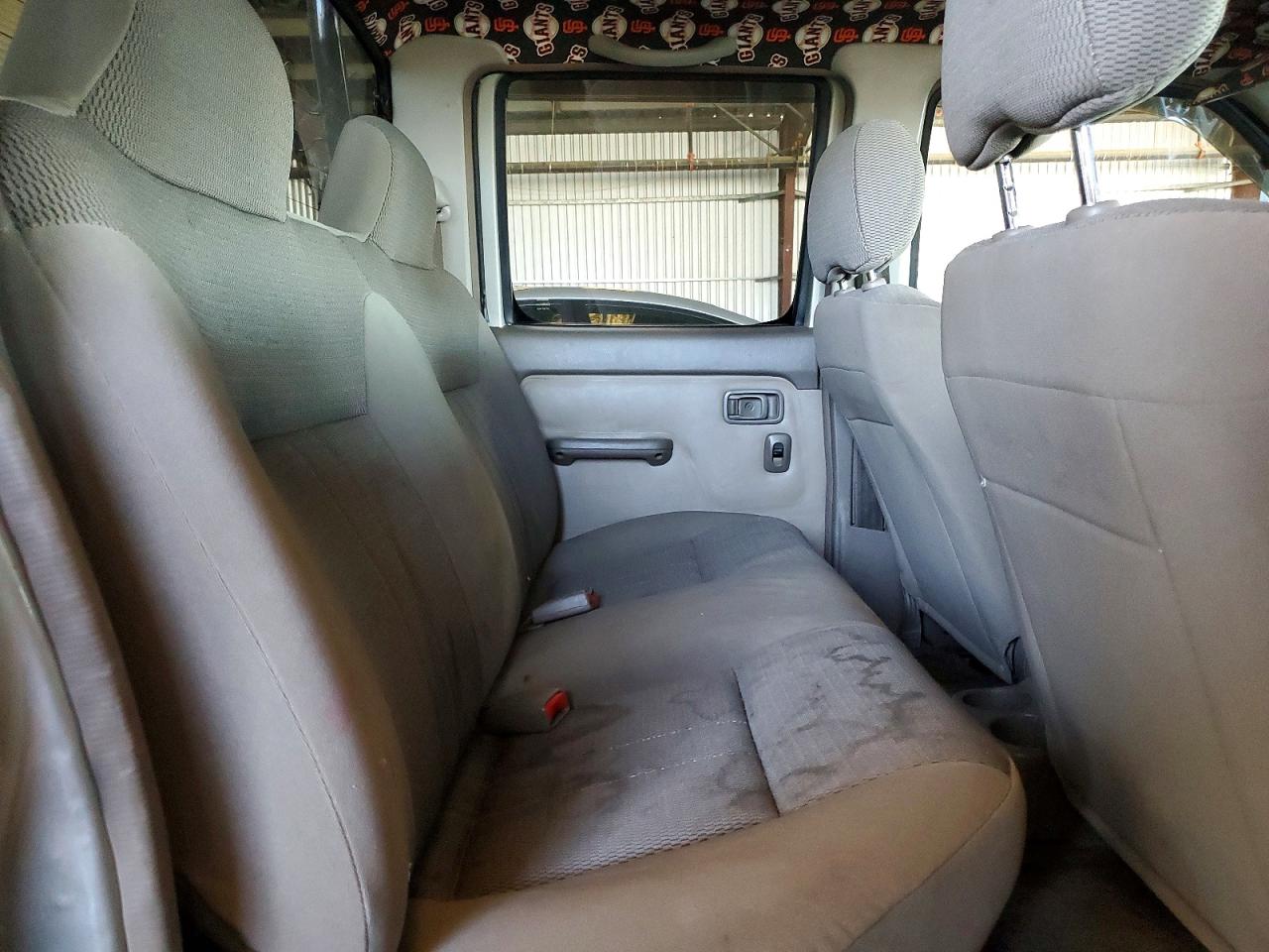 Nissan Frontier Xe