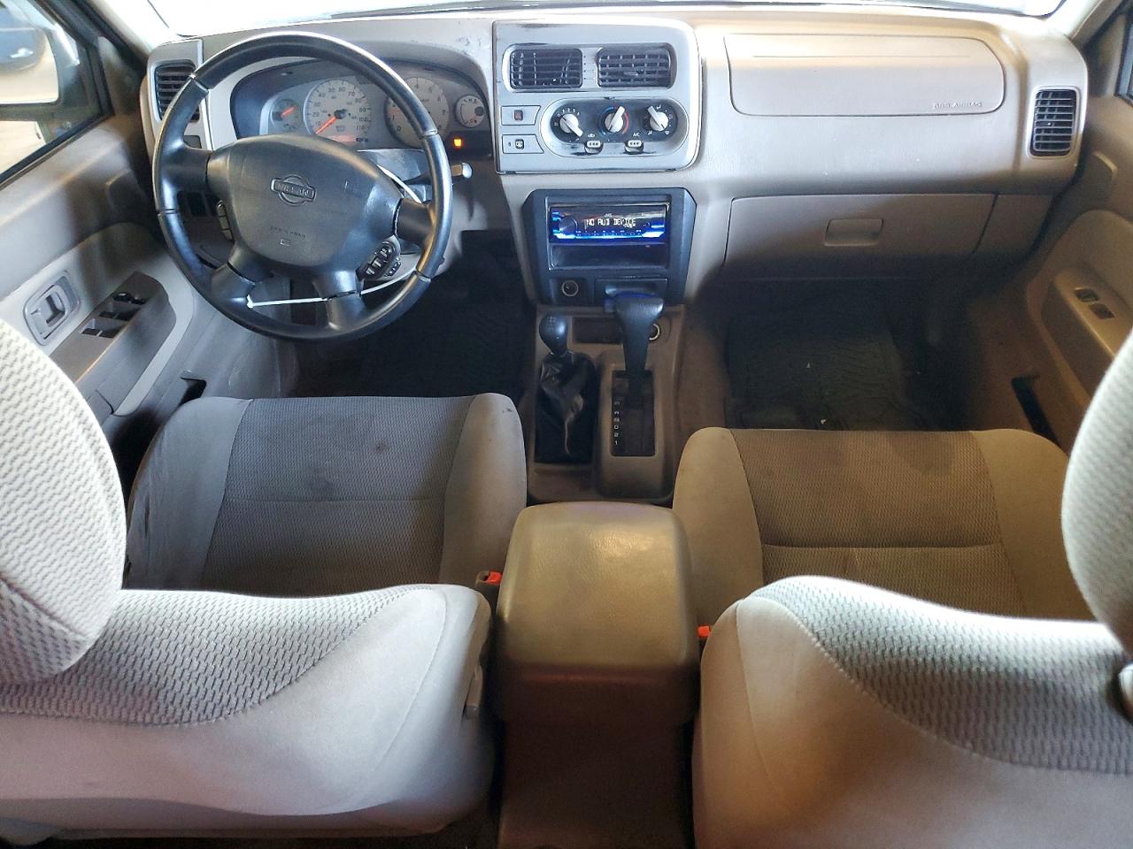 Nissan Frontier Xe