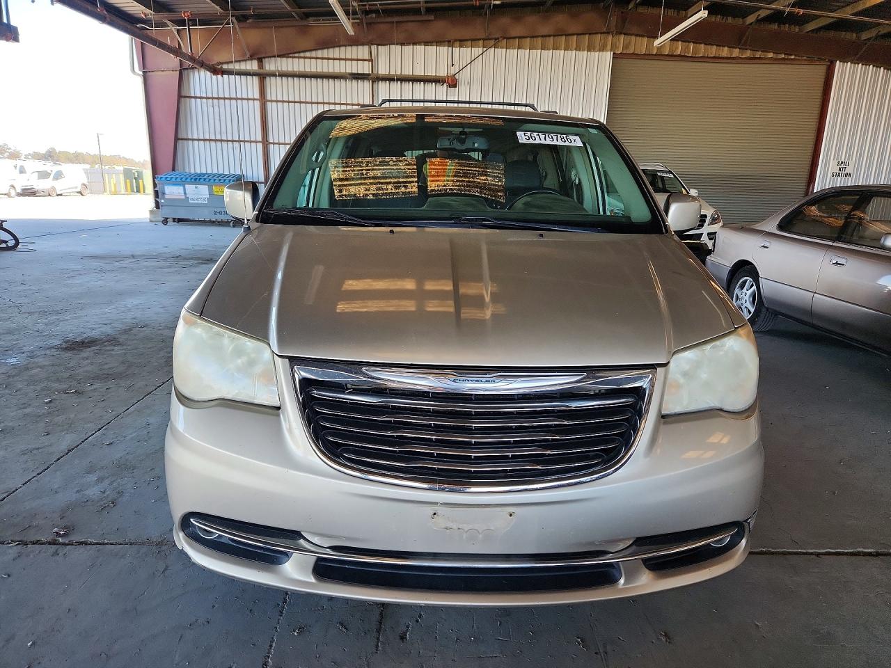 Chrysler Minivan Touring