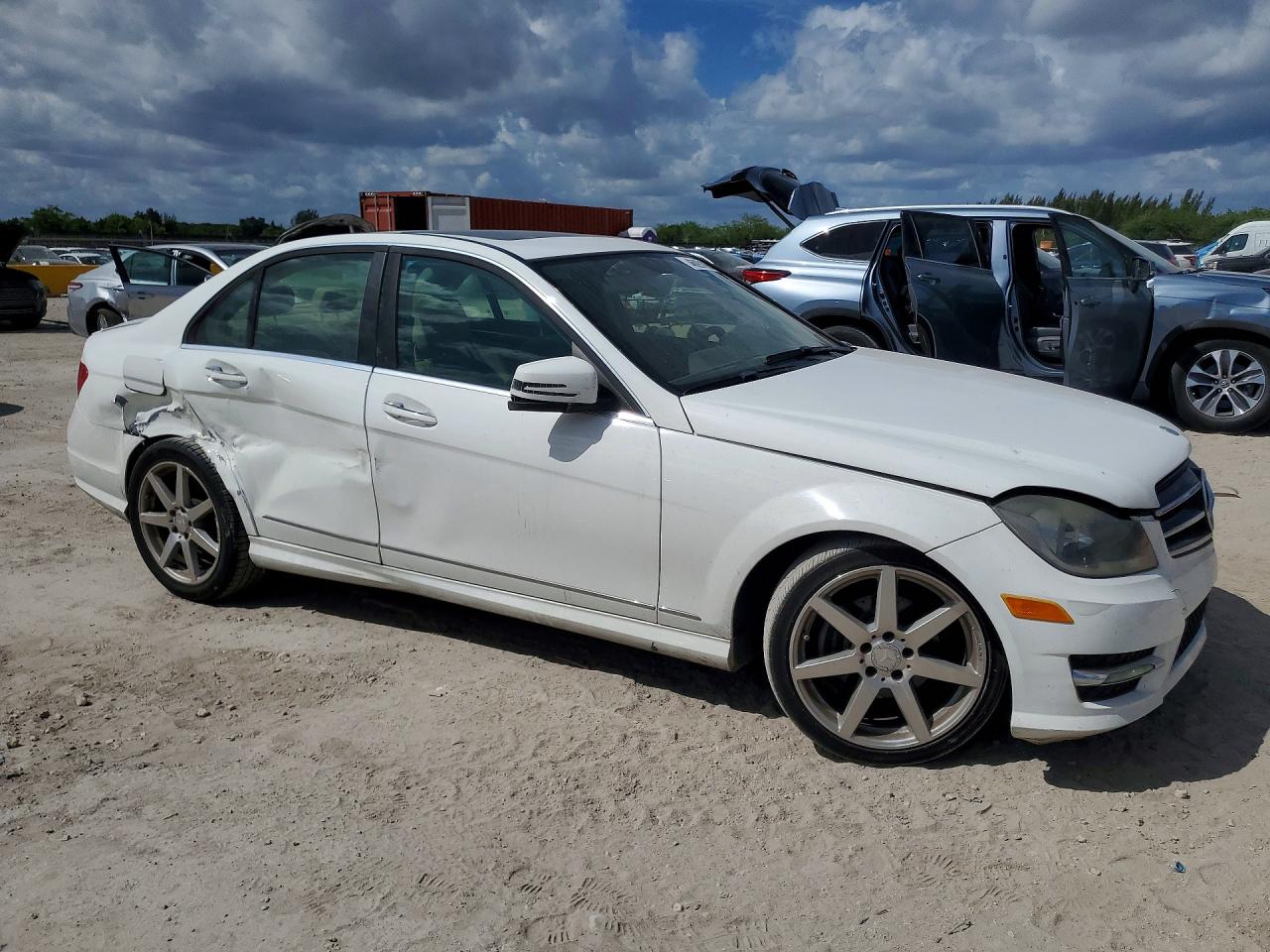 Mercedes-Benz C-Class 250