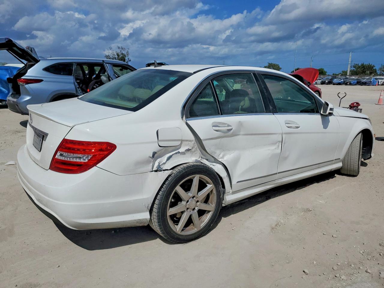 Mercedes-Benz C-Class 250