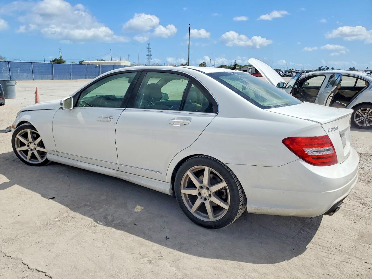 Mercedes-Benz C-Class 250