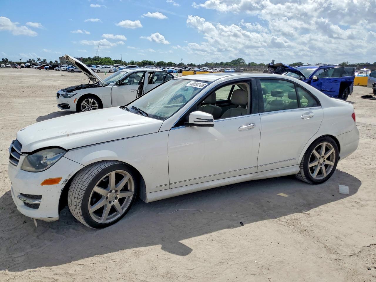 Salvage Mercedes-Benz C-Class Image