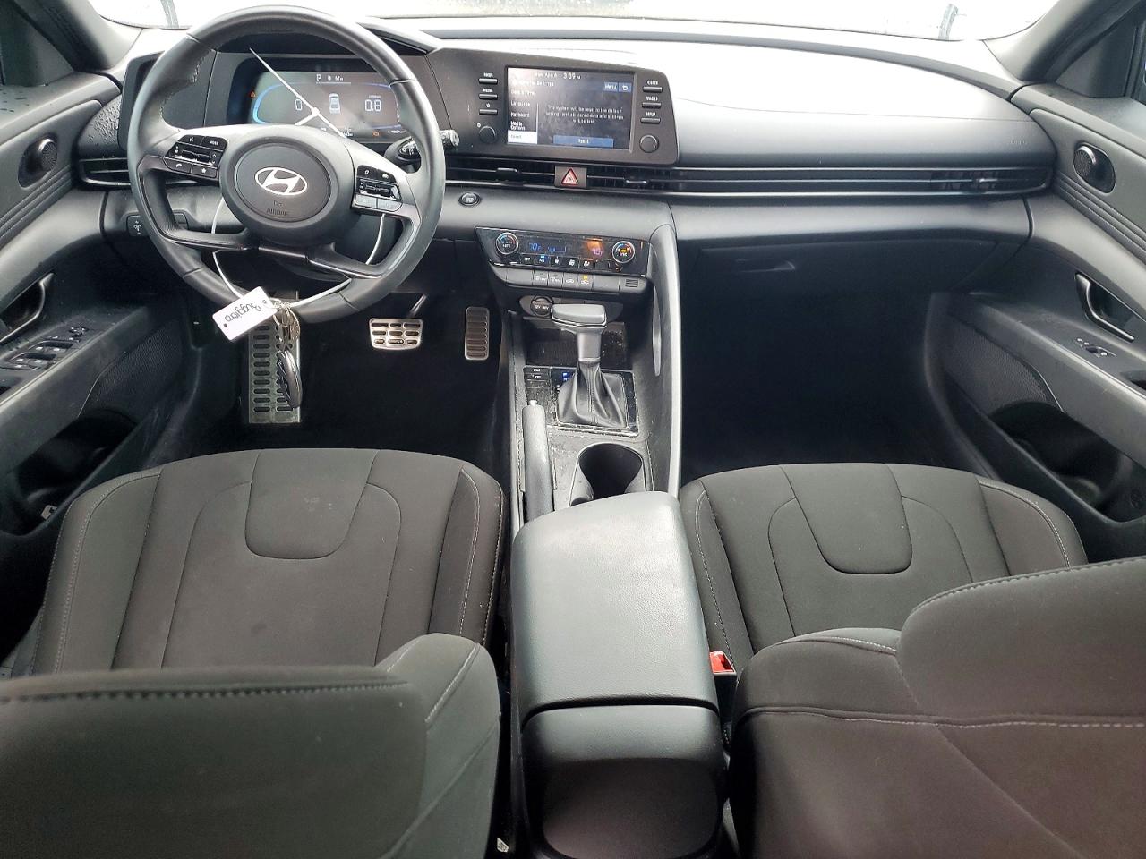 Hyundai ELANTRA Sel Sport