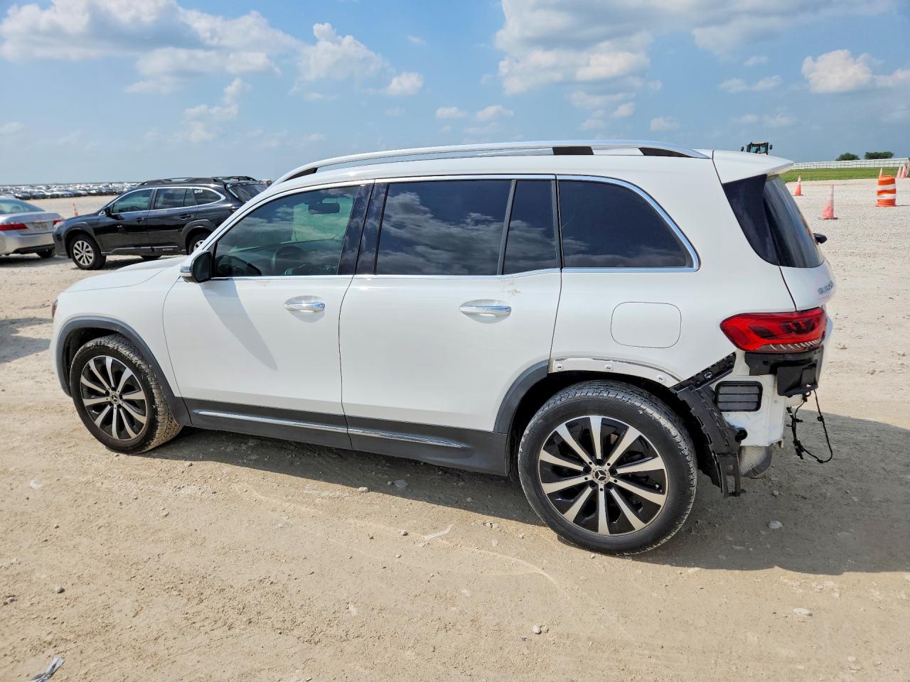 Mercedes-Benz GLB 250
