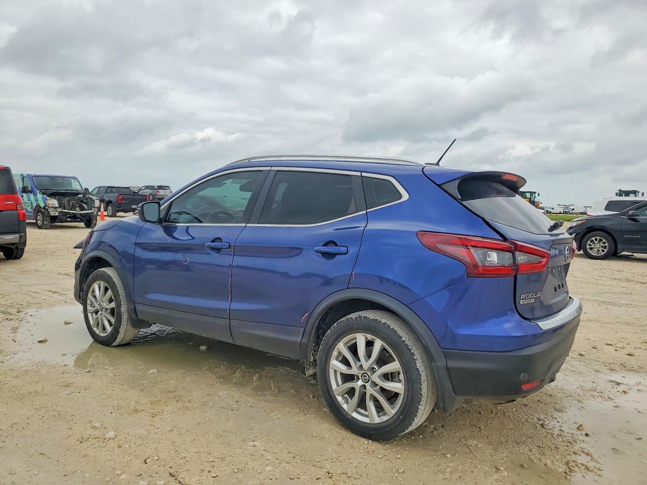 Nissan Rogue Sv