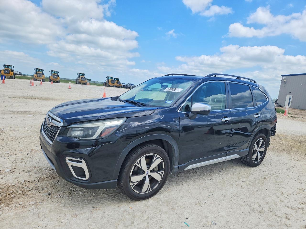 Salvage Subaru Forester Image