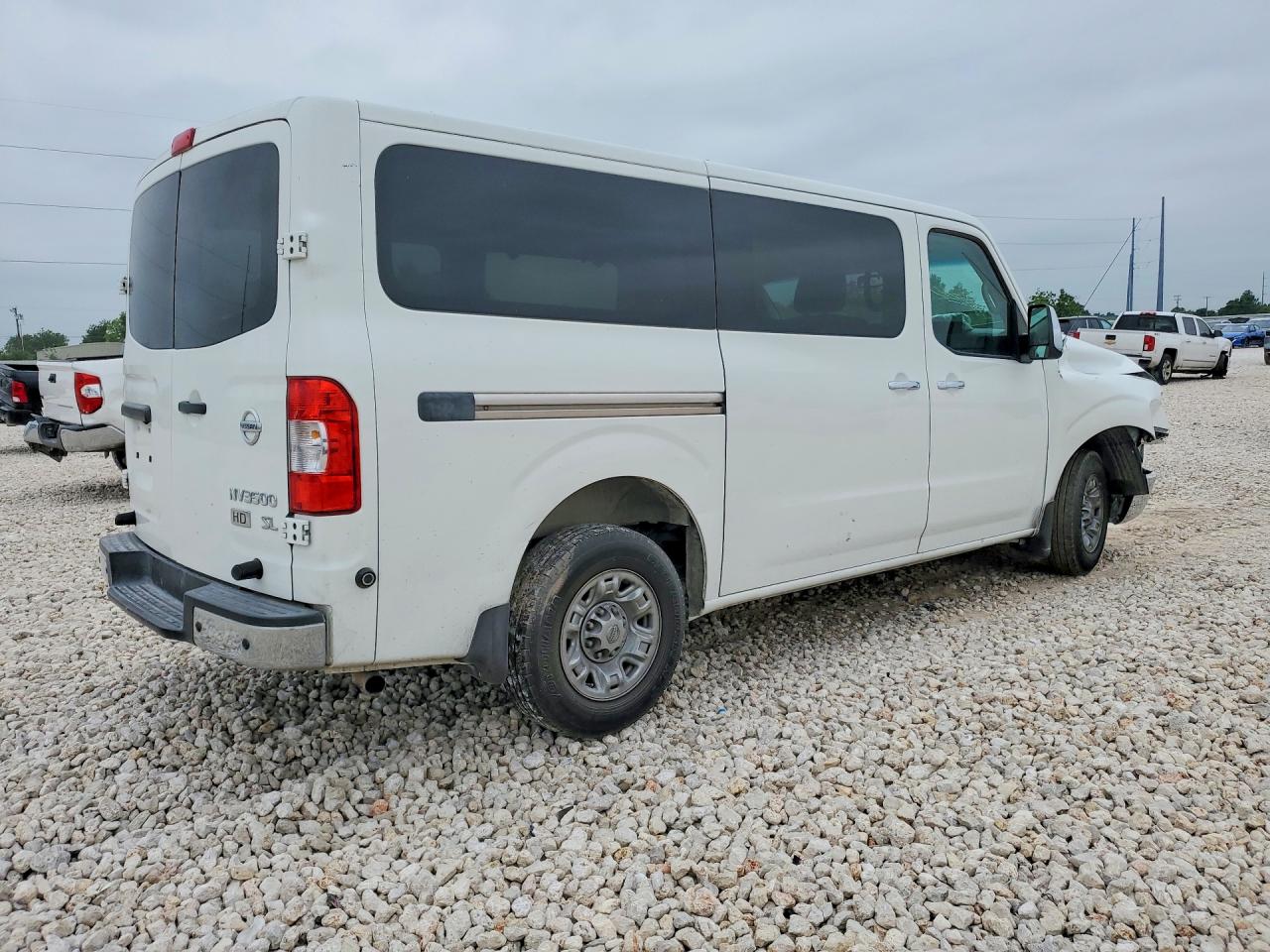 Nissan Nv 3500 Hd S