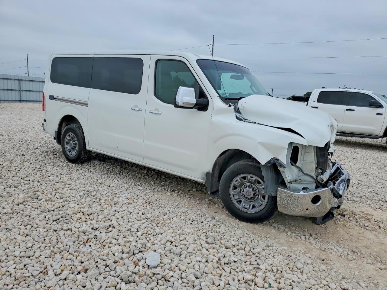 Nissan Nv 3500 Hd S