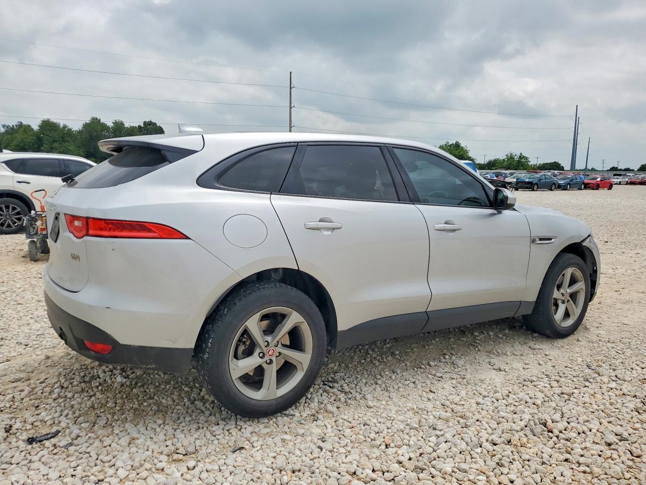 Jaguar F-PACE Premium