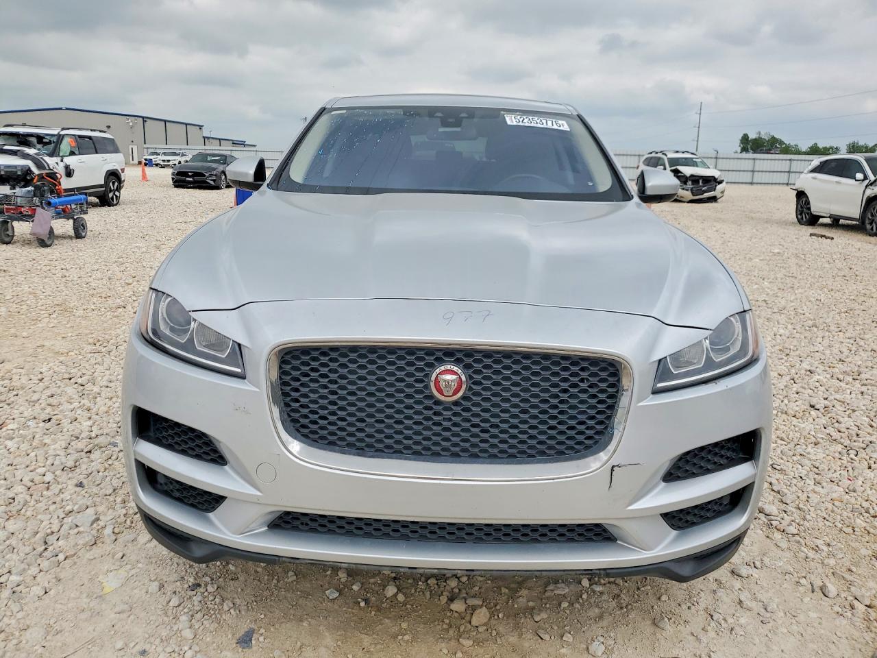 Jaguar F-PACE Premium