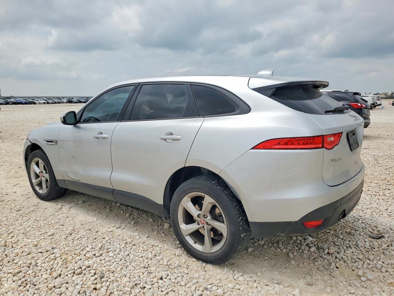 Jaguar F-PACE Premium