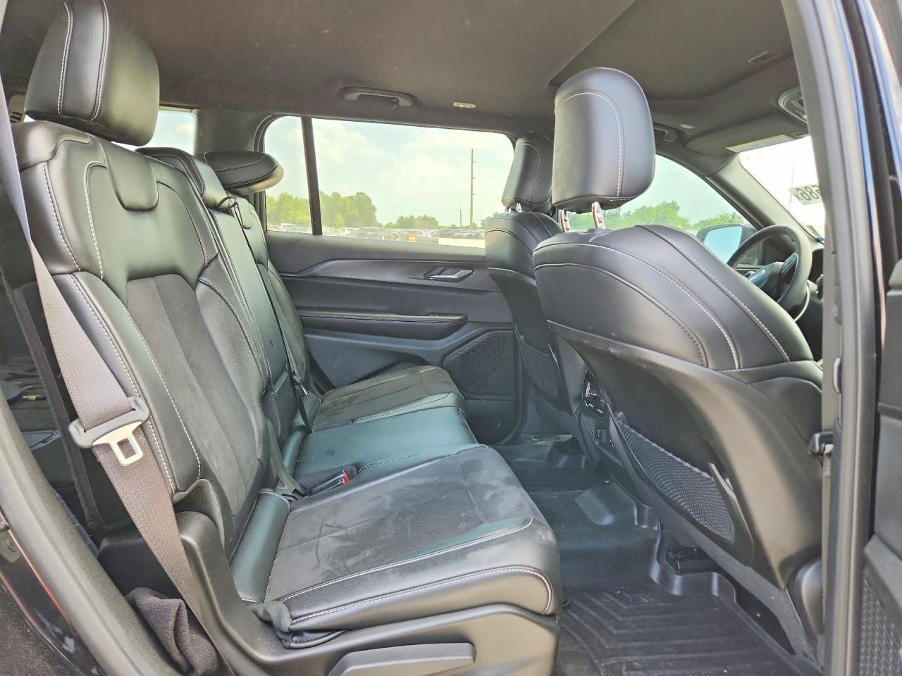Jeep Grand Cherokee L Laredo