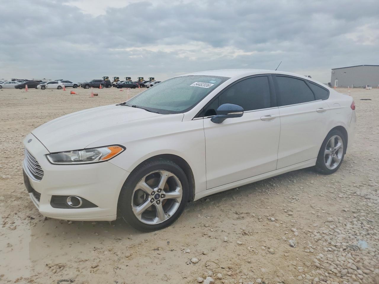 Salvage Ford Fusion Image