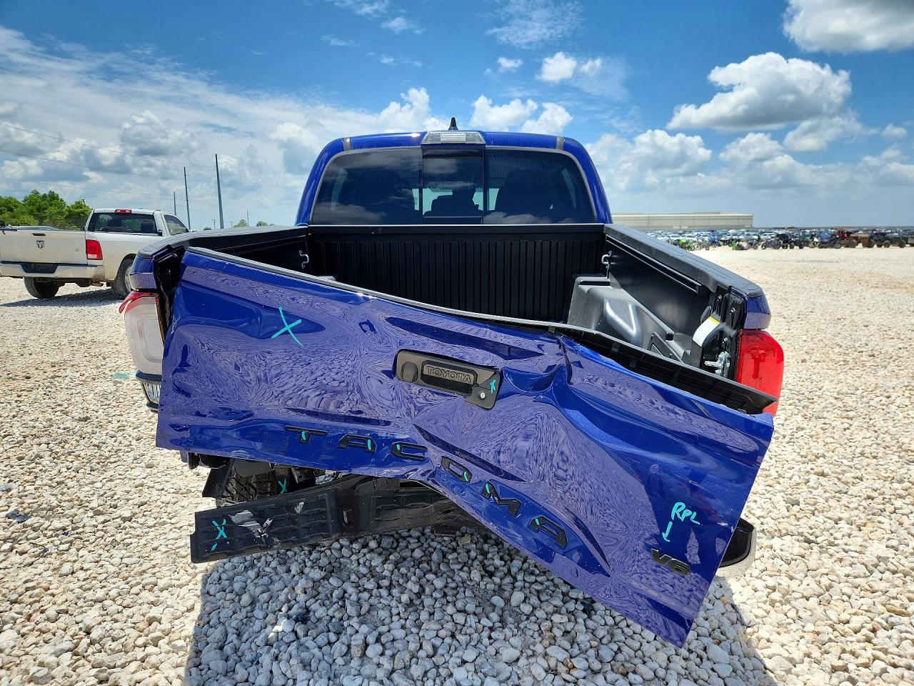 Toyota Tacoma Sr5 V6