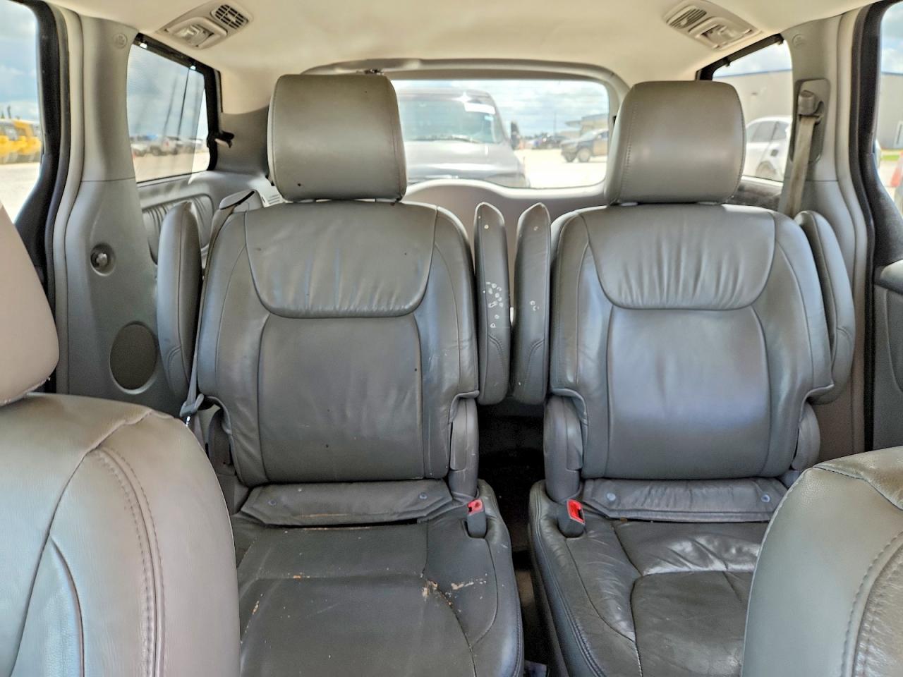 Toyota Sienna Xle