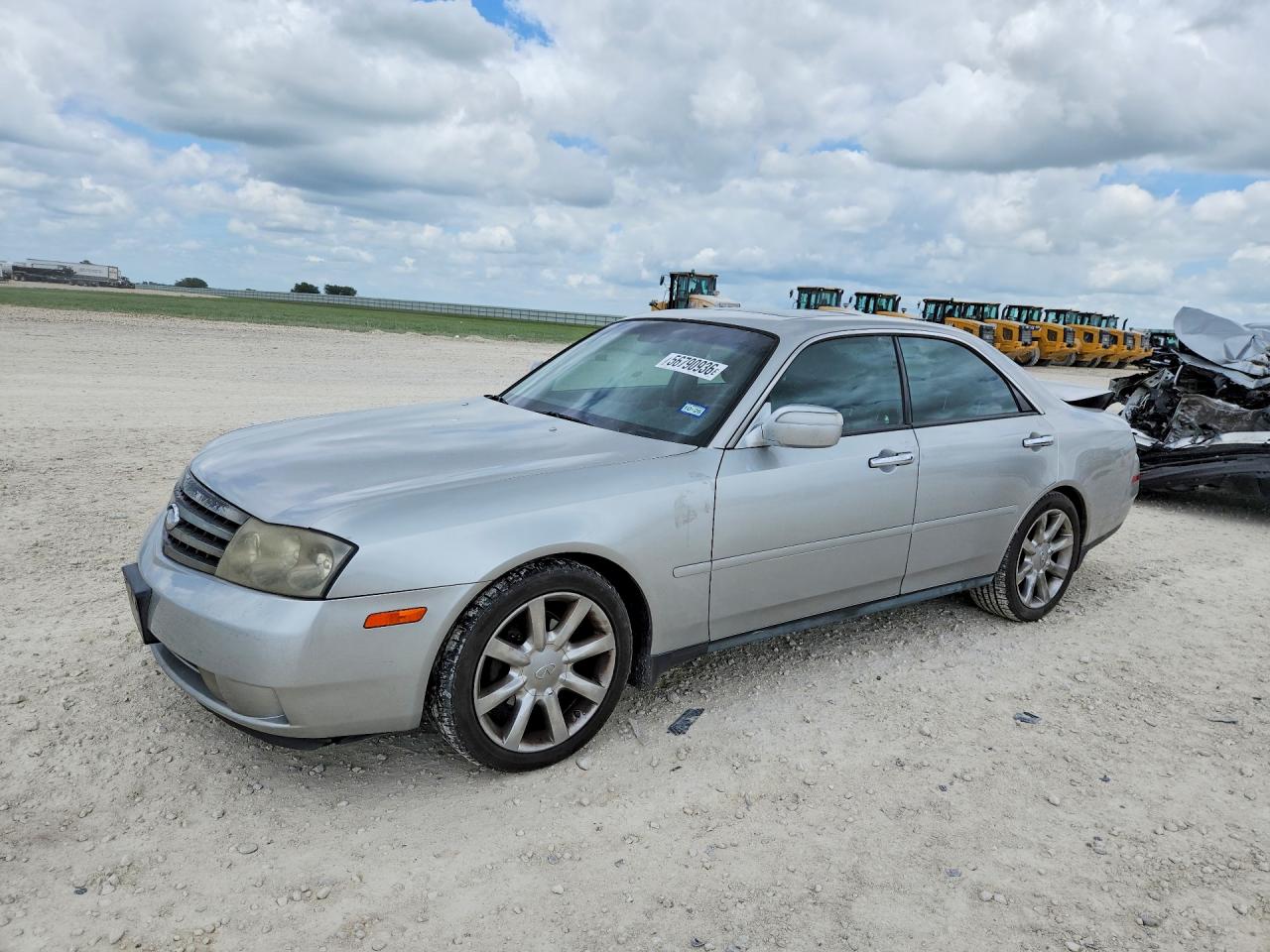 Salvage INFINITI M45 Image