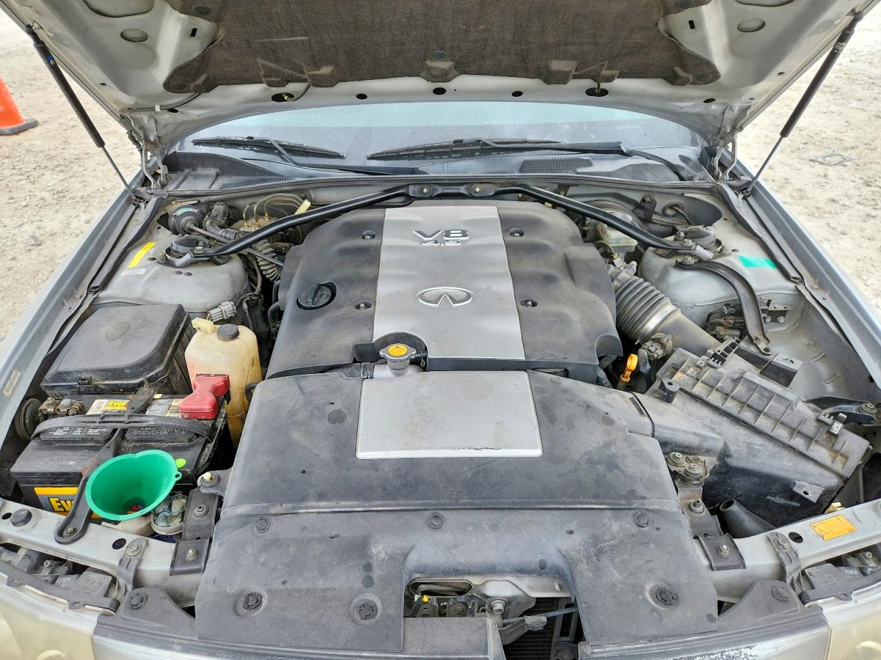 INFINITI M45 Base