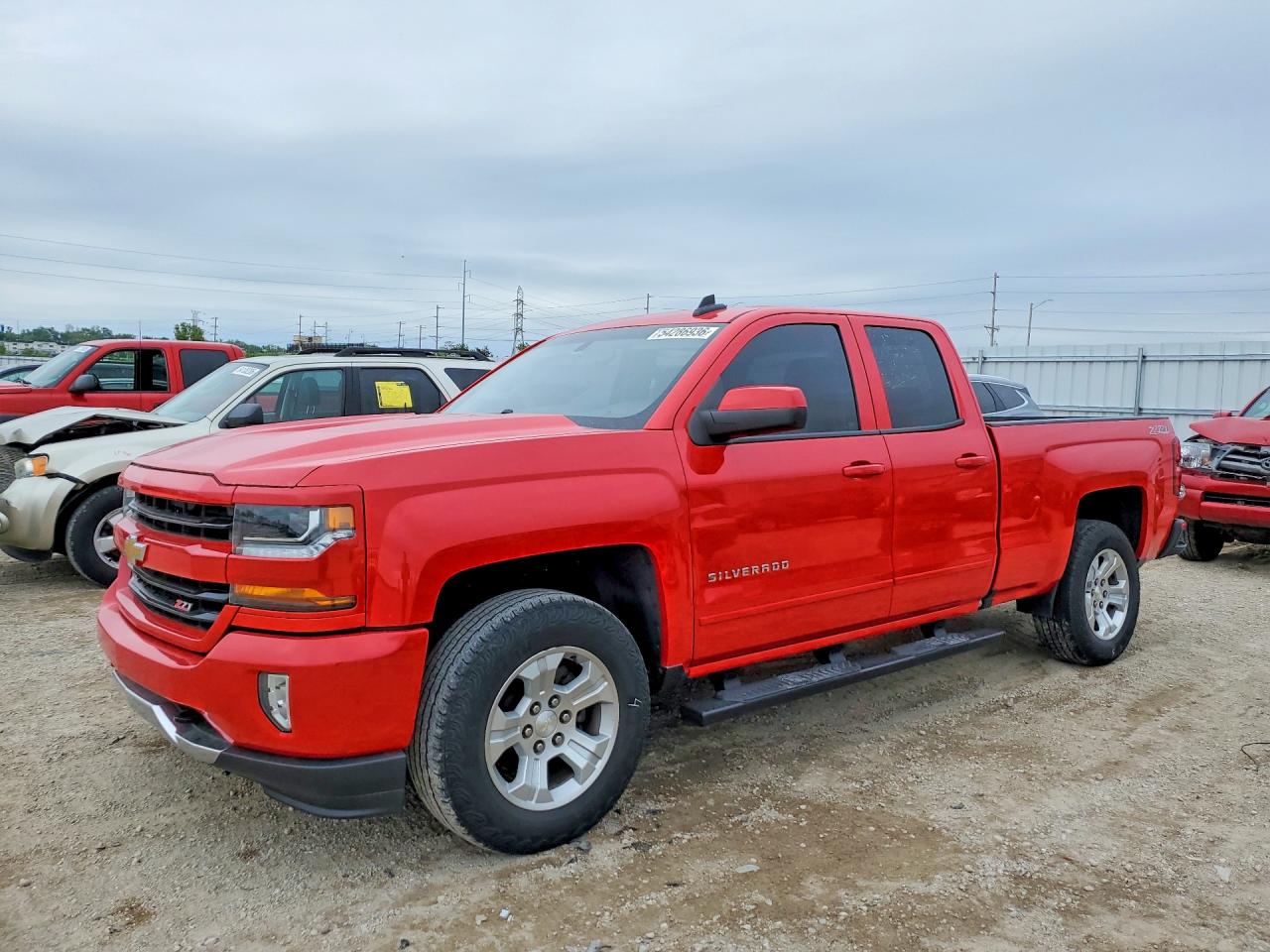Salvage Chevrolet Silverado Image