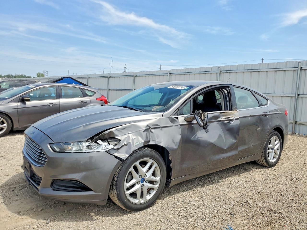 Salvage Ford Fusion Image