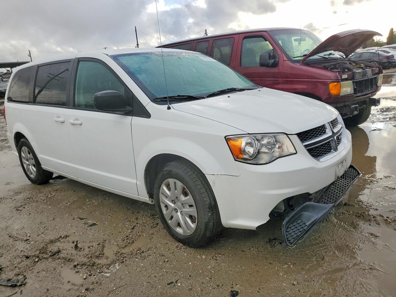 Dodge Caravan Se