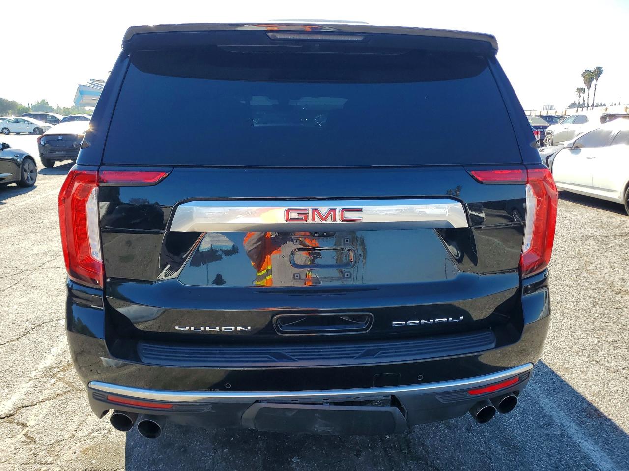 GMC Yukon Denali