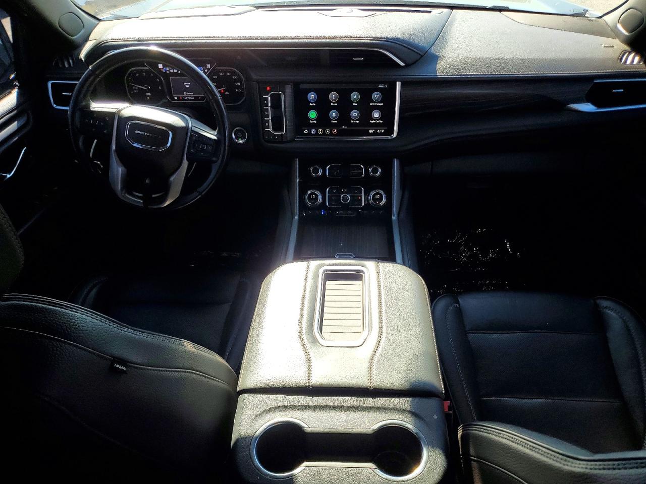 GMC Yukon Denali
