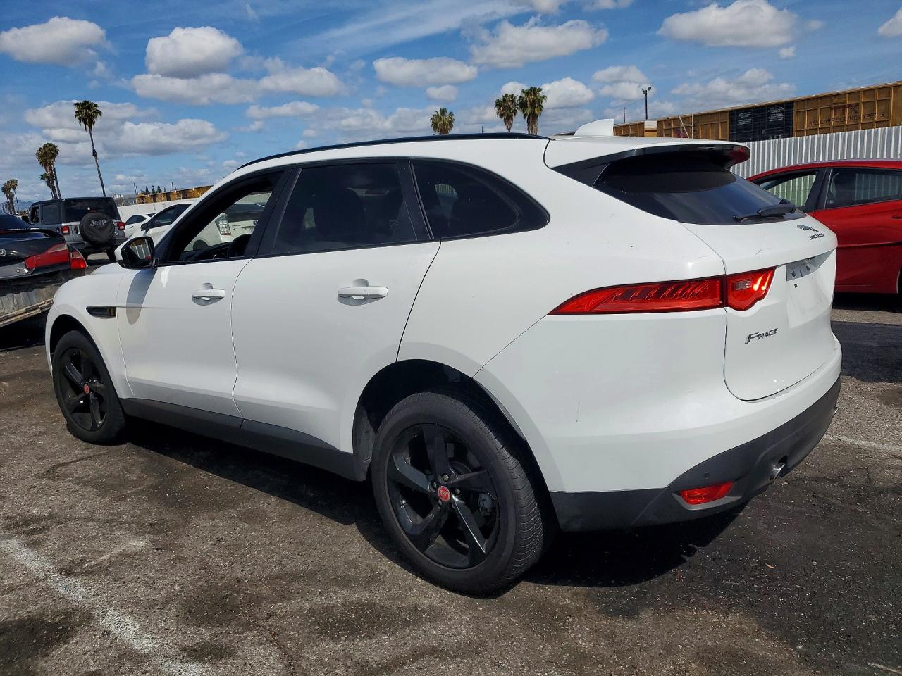 Jaguar F-PACE Premium