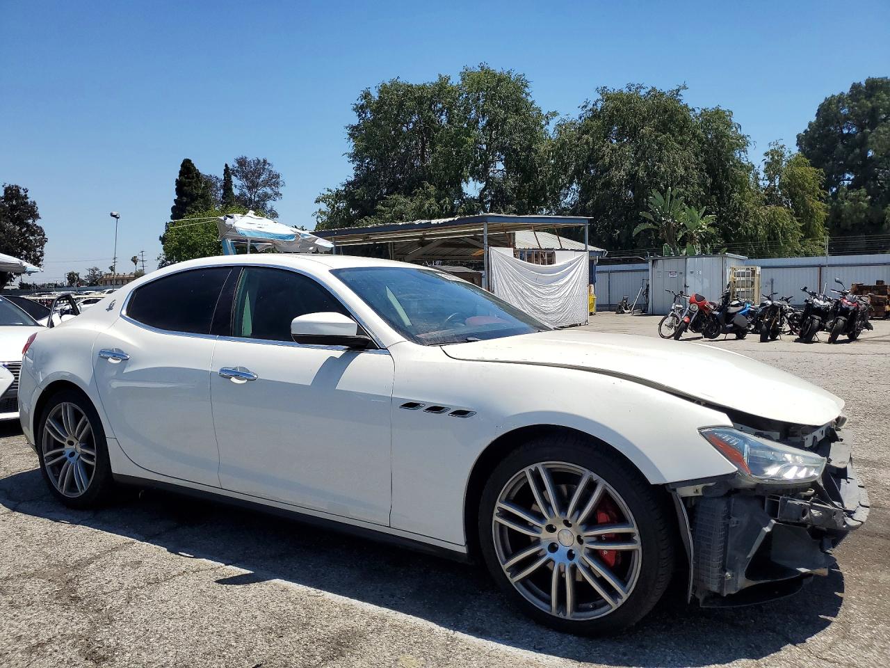 Maserati Ghibli Luxury