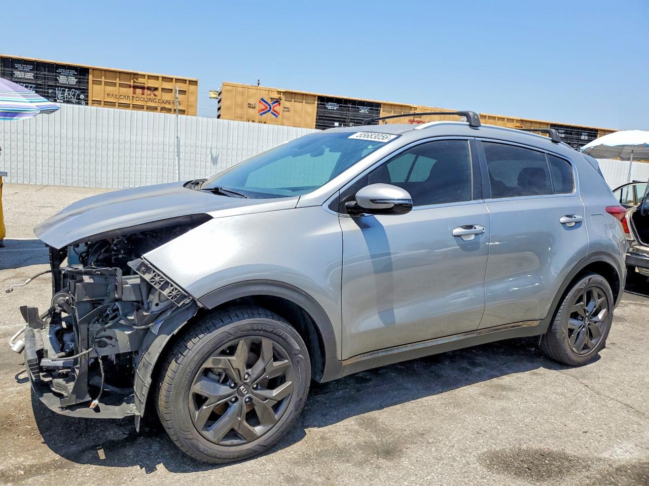Salvage Kia Sportage Image