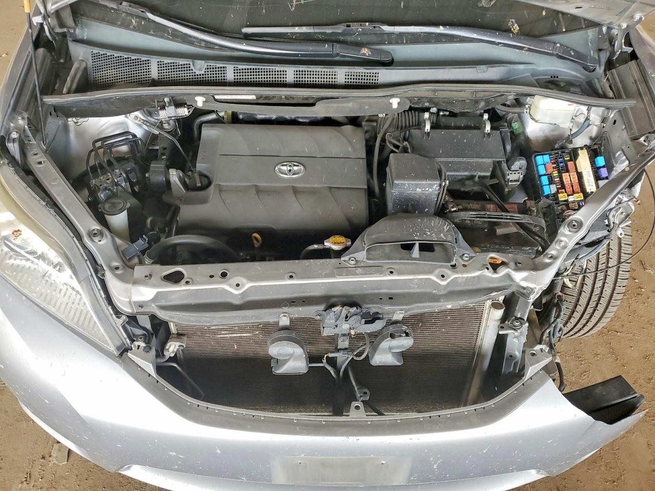 Toyota Sienna Xle 7-passenger
