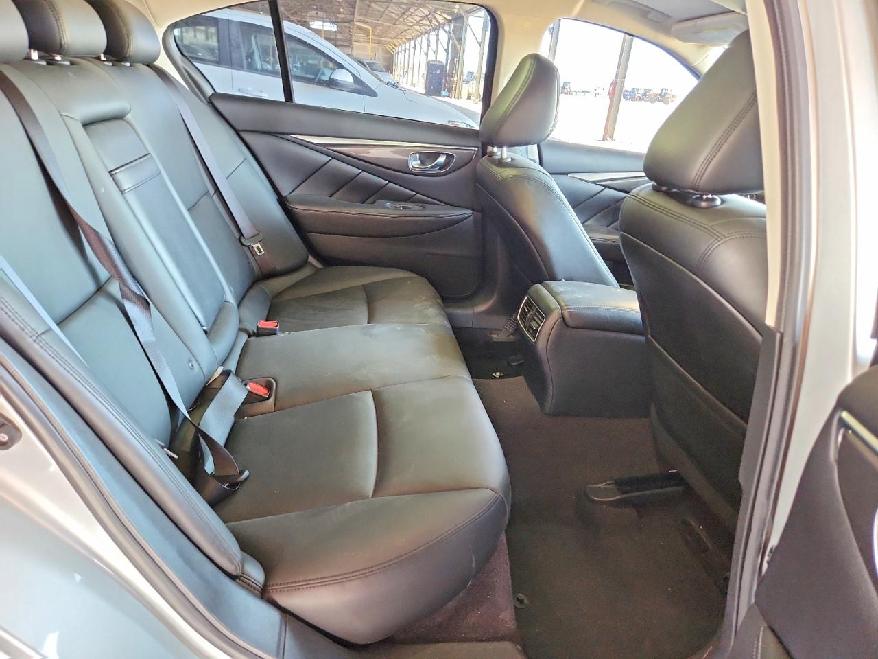INFINITI Q50 3.0t Pure
