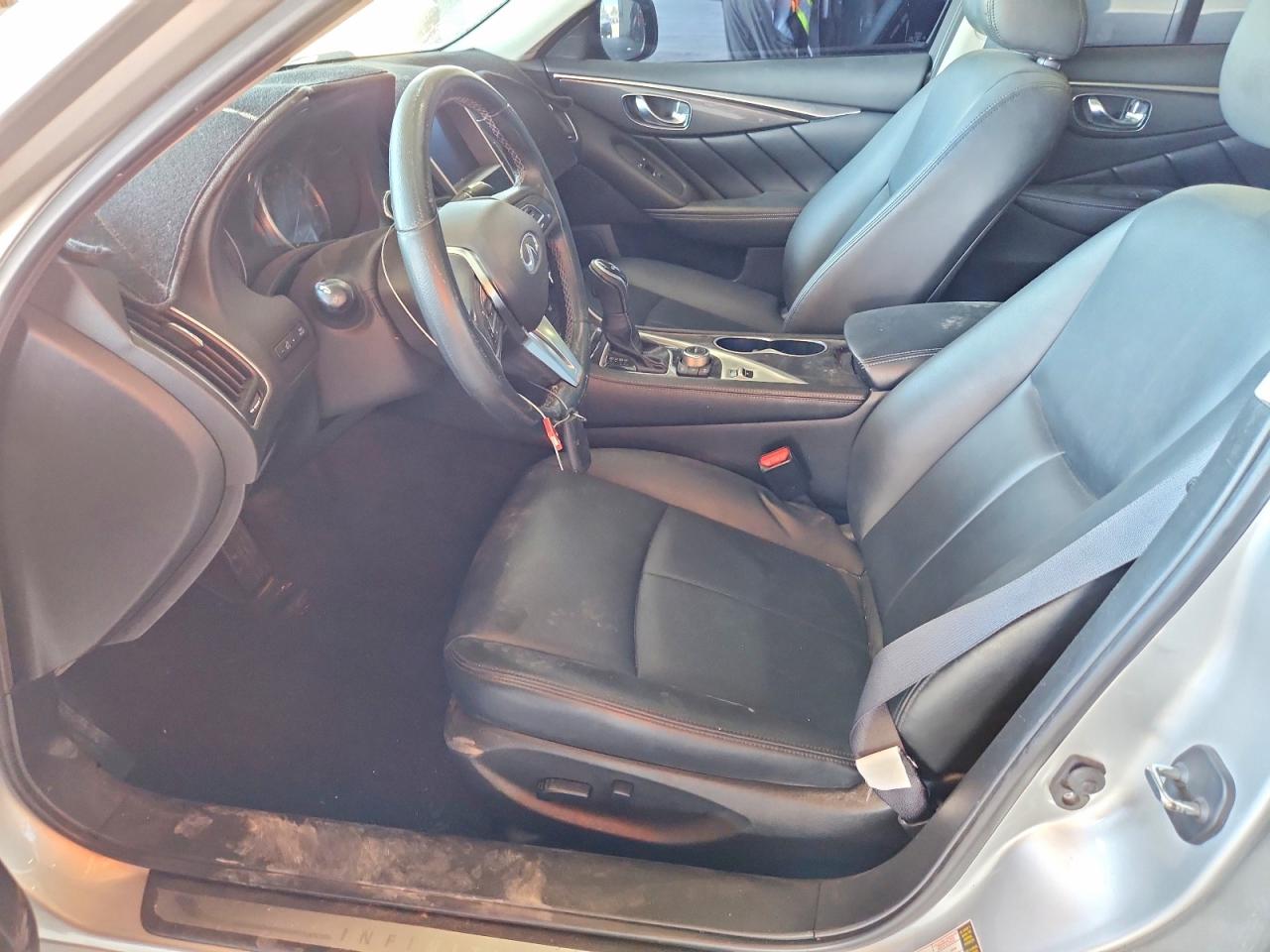 INFINITI Q50 3.0t Pure