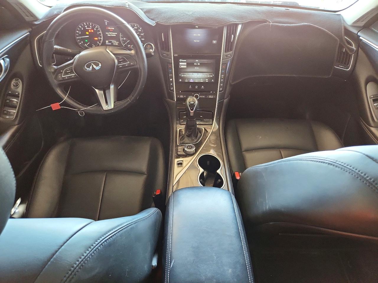 INFINITI Q50 3.0t Pure