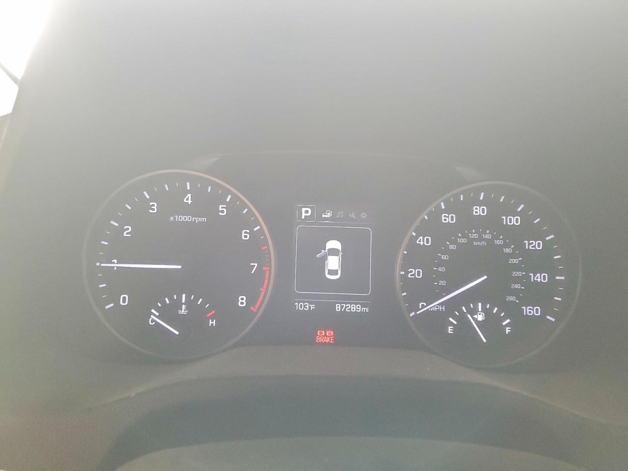 Hyundai ELANTRA Sel
