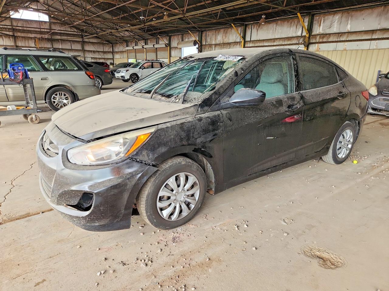 Salvage Hyundai ACCENT Image