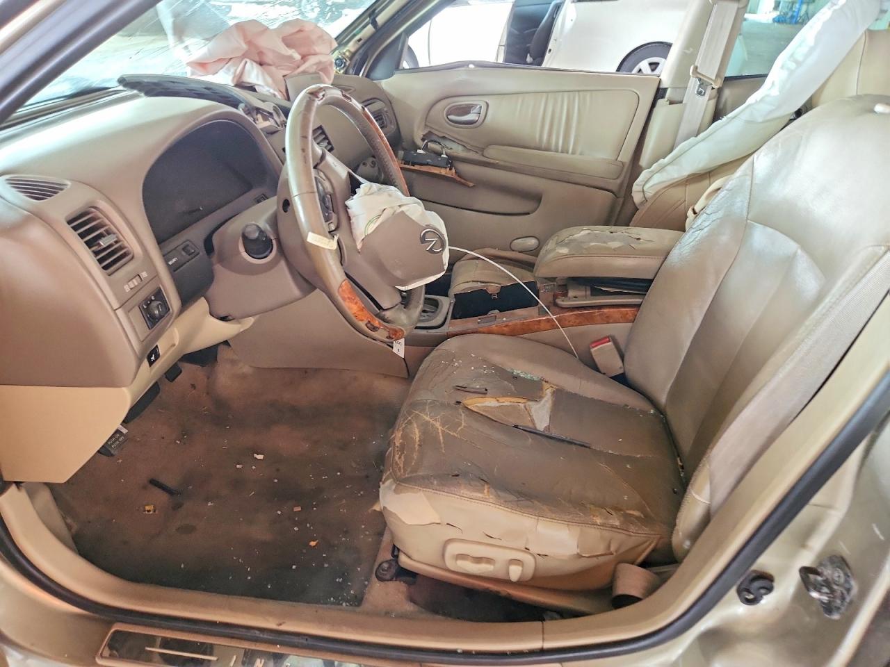 INFINITI I35 Base
