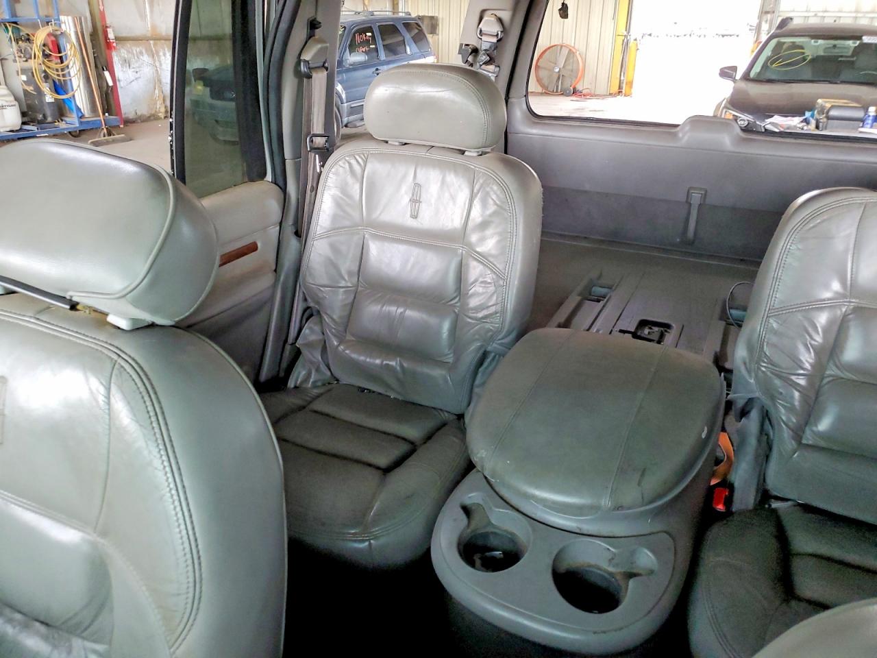 Lincoln Navigator