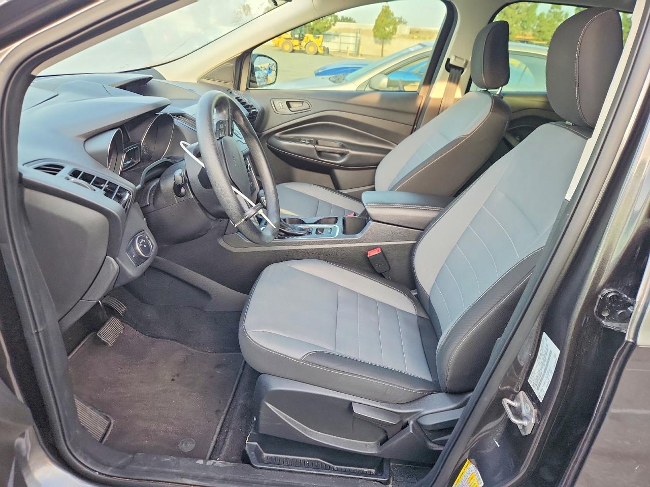 Ford Escape S