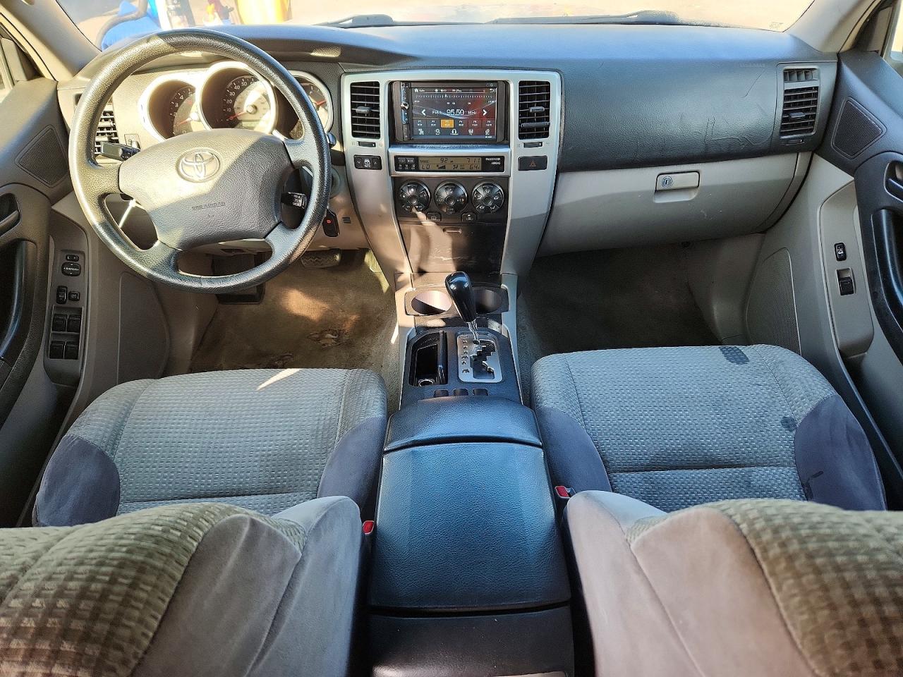 Toyota 4Runner Sr5