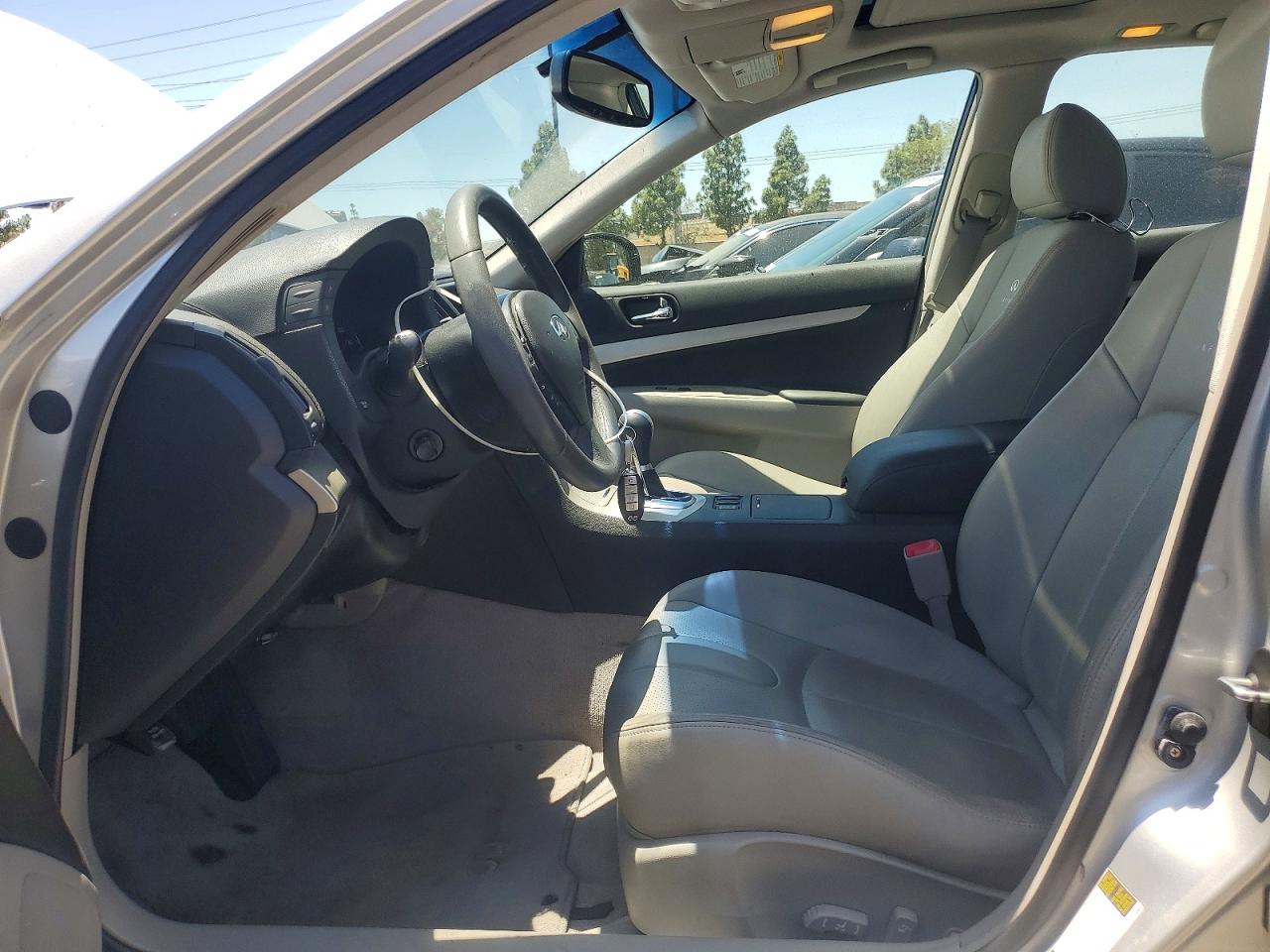 INFINITI G35 Base