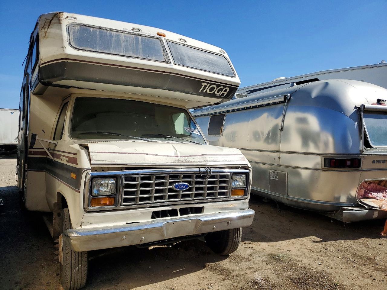Salvage Ford Econoline Image